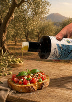 Vesuvius Olivenöl auf mediterranem Salat / Bruschetta